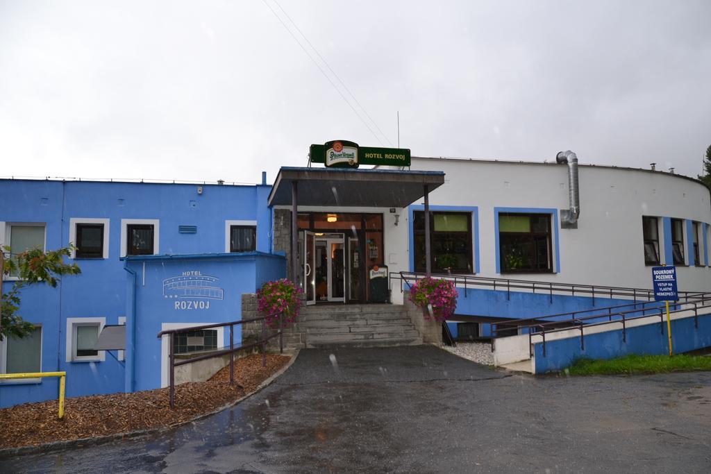 Hotel Rozvoj كلاتوفي المظهر الخارجي الصورة